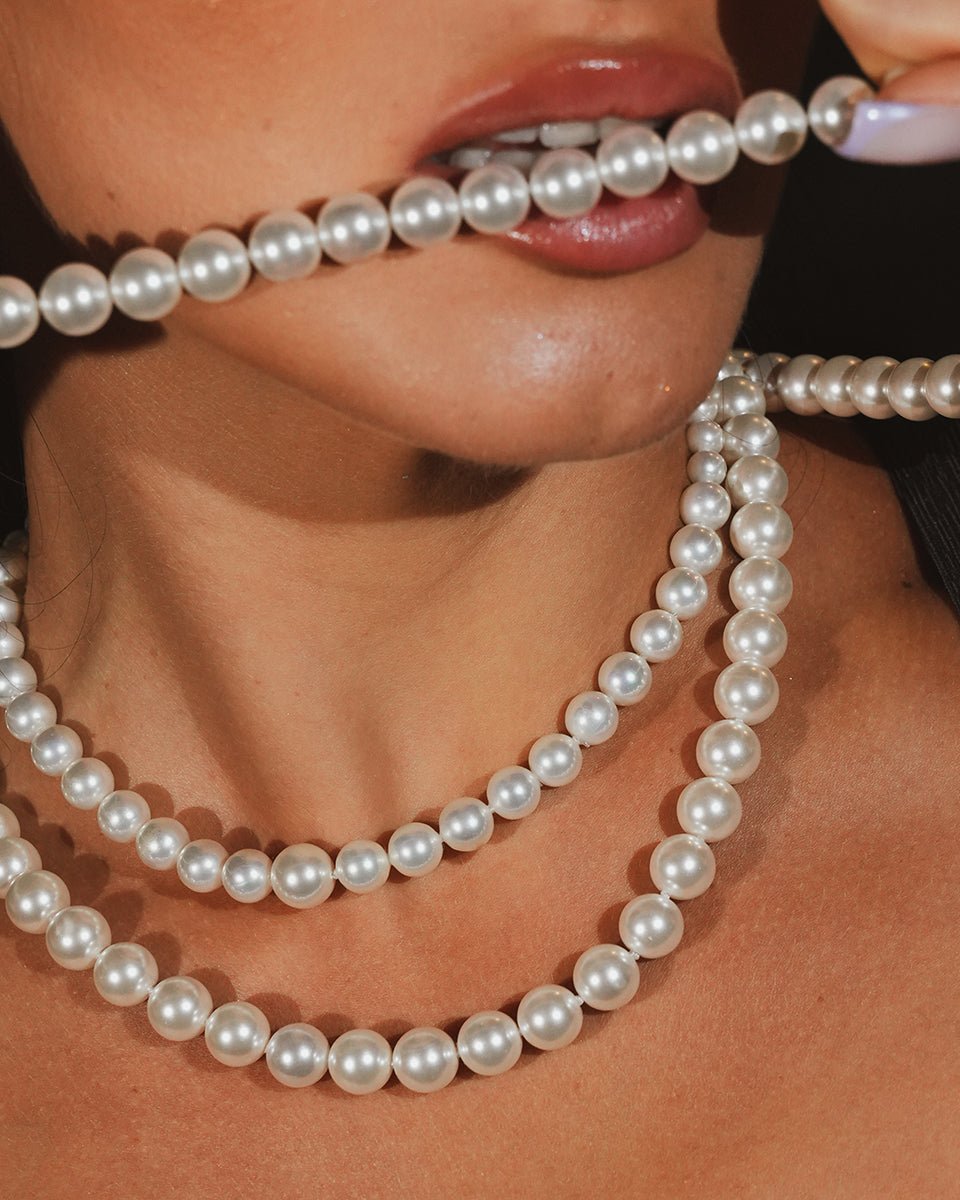How to Choose a Pearl Necklace Length — And What Each One Does for You - Godfrey Allure | Old Hollywood Sterling Silver Jewelry & Rivière Necklaces