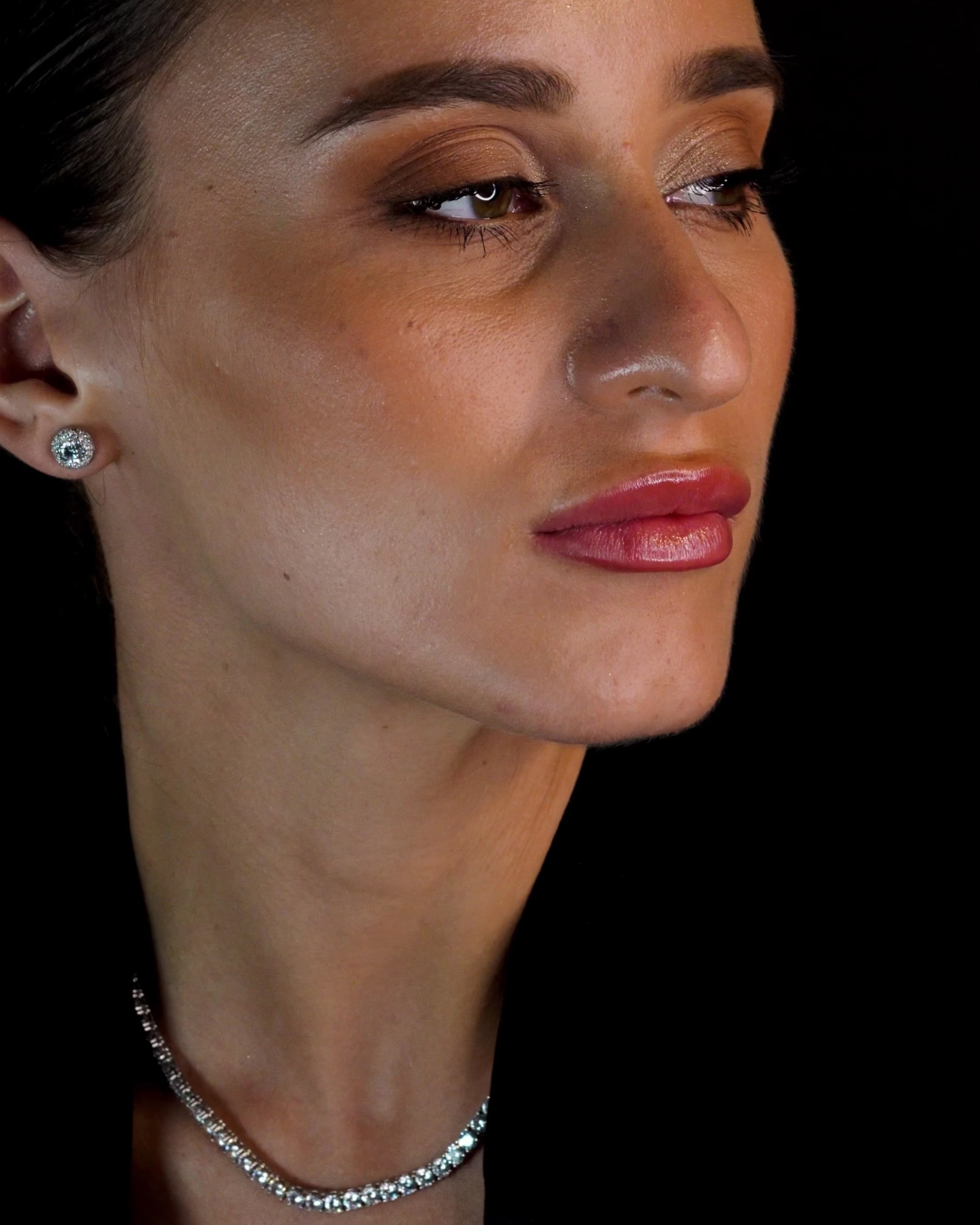 Godfrey Allure Irene Old Hollywood it girl rivière necklace and Allyure Stones