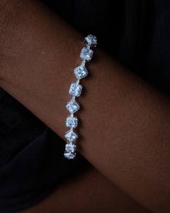 Dunne Bracelet in Sterling Silver with Sparkling Simulated Diamond