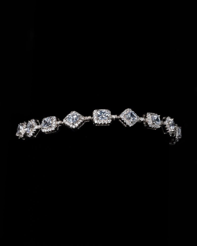 Dunne Bracelet in Sterling Silver with Sparkling Simulated Diamond